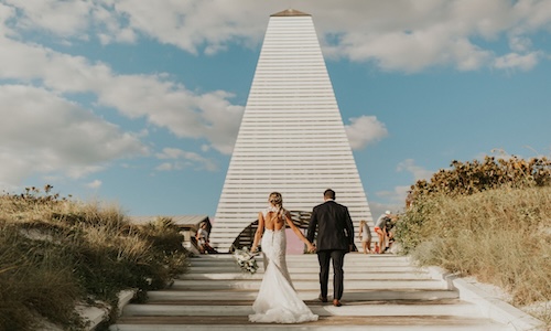 seaside beach weddning
